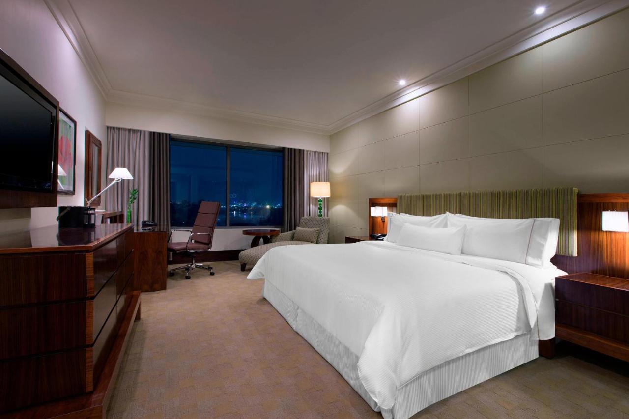 The Westin Pune Koregaon Park Eksteriør bilde