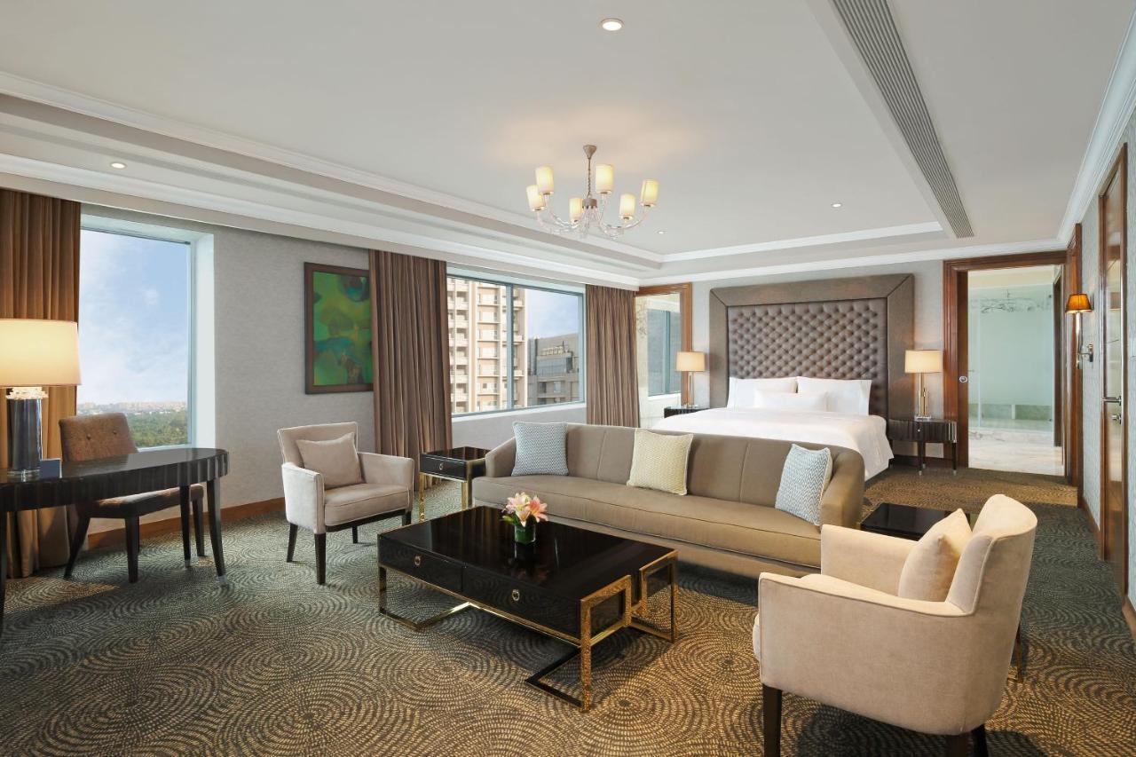 The Westin Pune Koregaon Park Eksteriør bilde